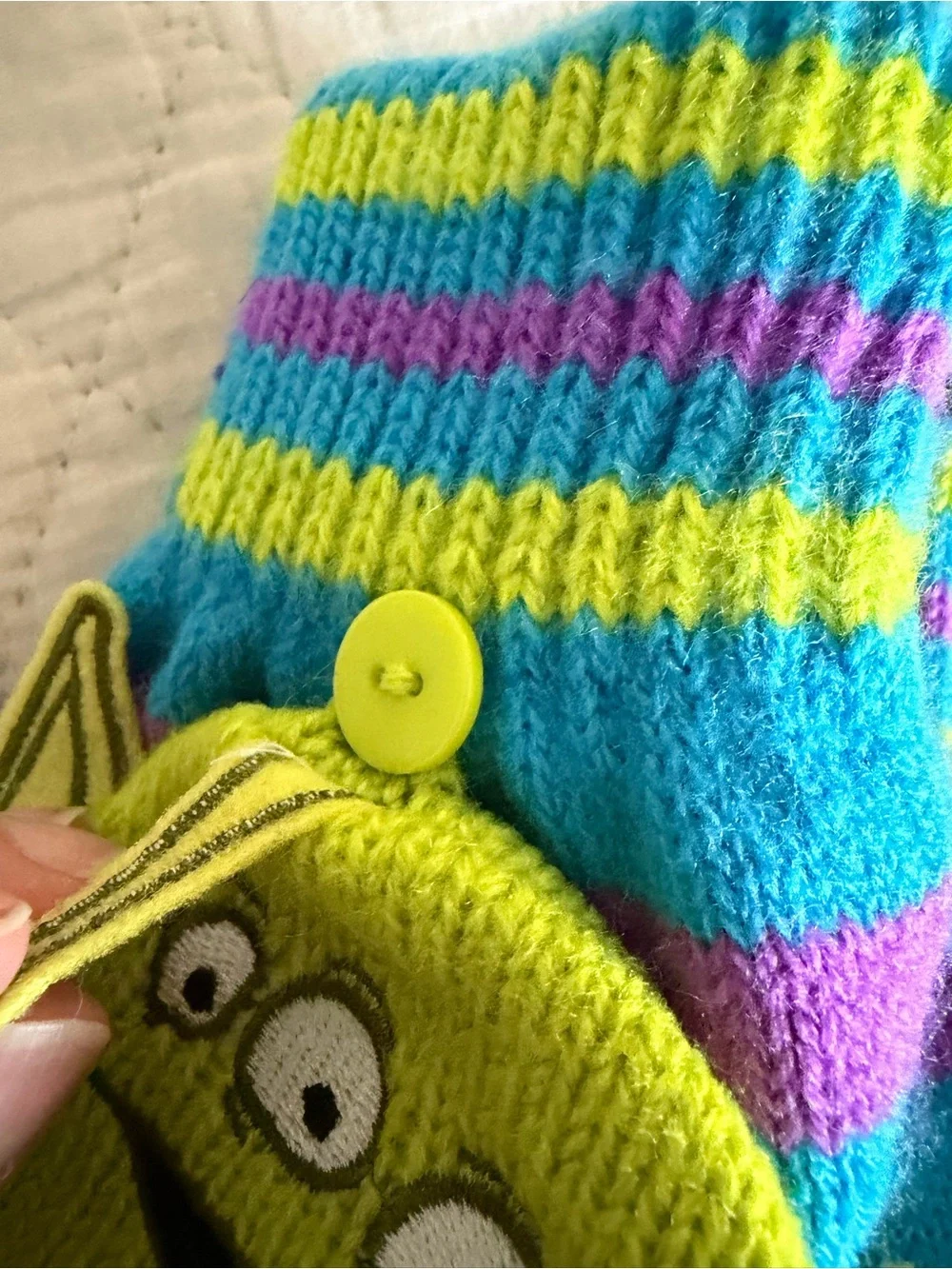 NEW Disney Pixar Toy Story Striped Alien Finger Gloves Button Mittens Kohl’s